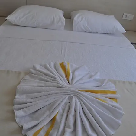 Otel Kaplan Butik Çeşme